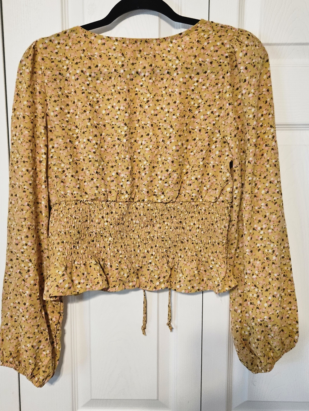No Frills Women's Mustard Floral Smocked Peasant Crop Top - Picture 2 of 9